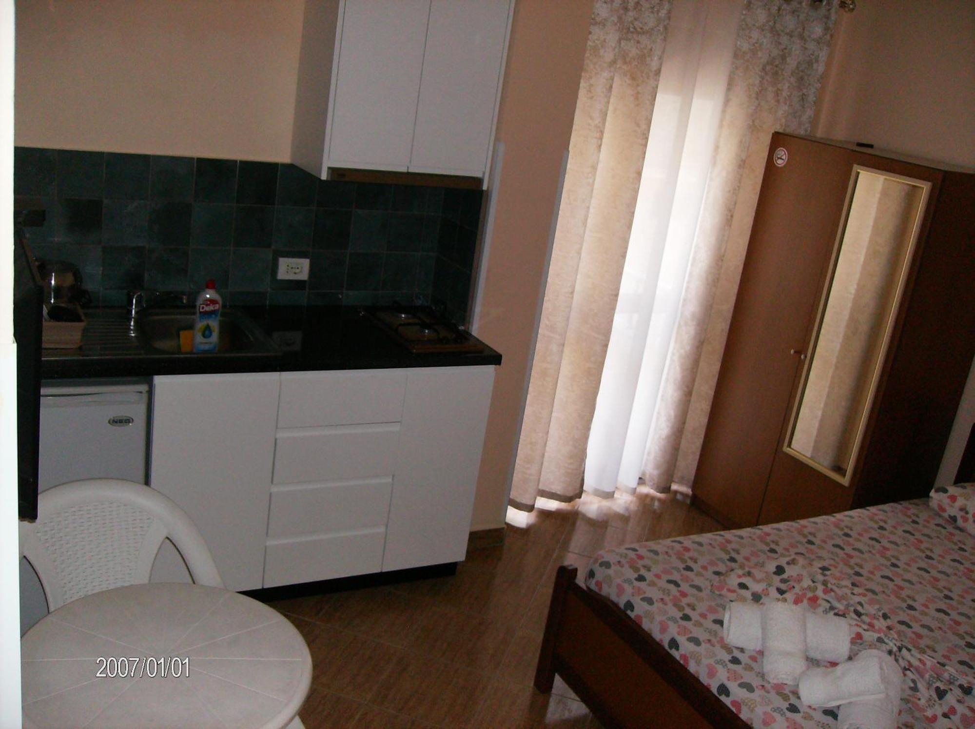 Amras House Durrës