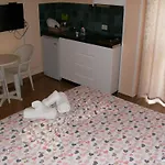 Amras House