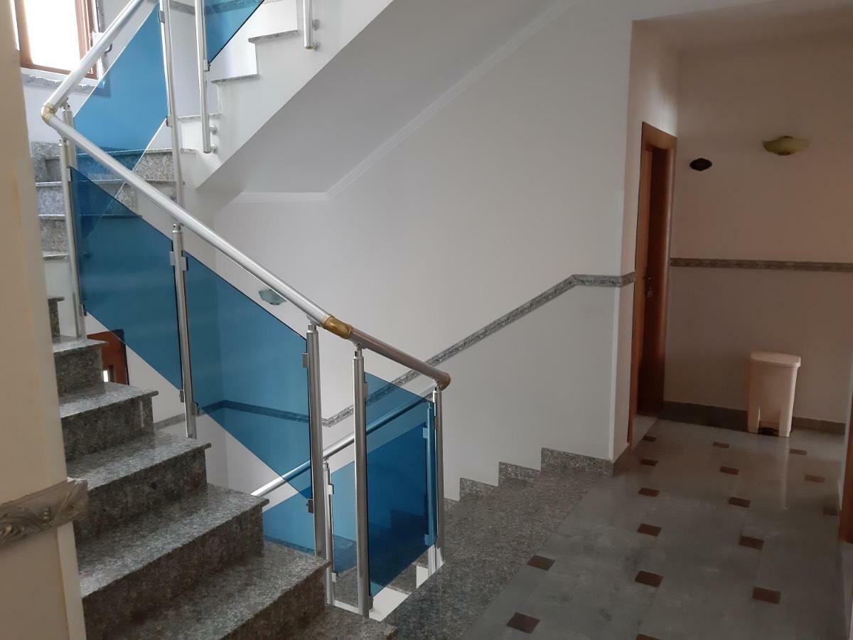 Amras House Pensjonat *